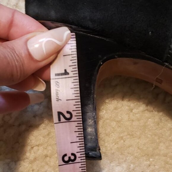 Donald Pliner Suede Boot 10M - Picture 11 of 11